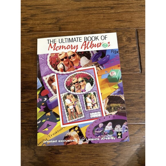 EUC Vintage Book‎ - The Ultimate Book Of Memory Albums 1989 - Picture 1 of 11
